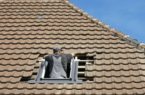 Pose de velux - Saint-Péravy-la-Colombe